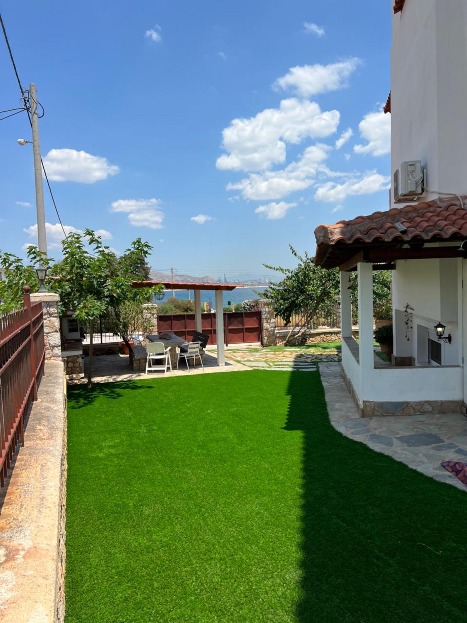 Apartment In Salamina With Garden & Sea View Selinia Exteriér fotografie